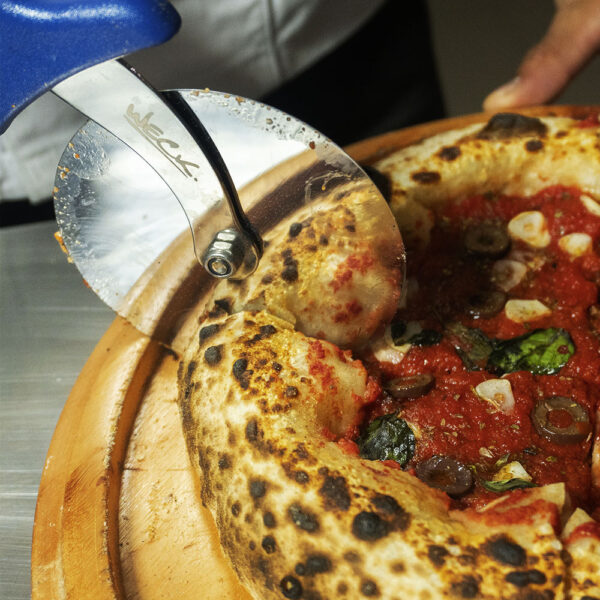 Cortador de Pizza Profissional  Lâmina 10cm Aço inox - Imagem 2